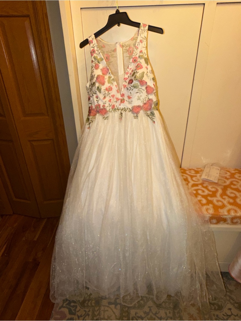Juniors White Floral Embroidered Tulle Dress